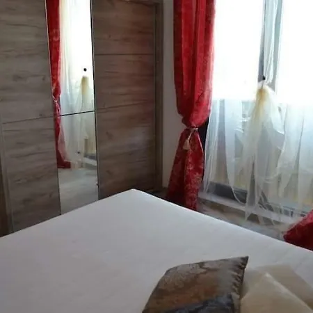 Casa Bella Apartament La Malul Marii Negre * Mamaia