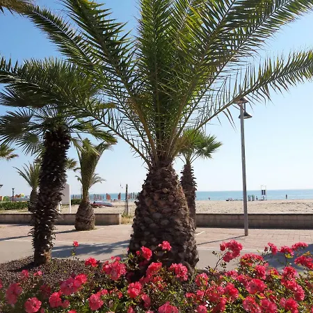 Casa Bella Apartament La Malul Marii Negre * Mamaia